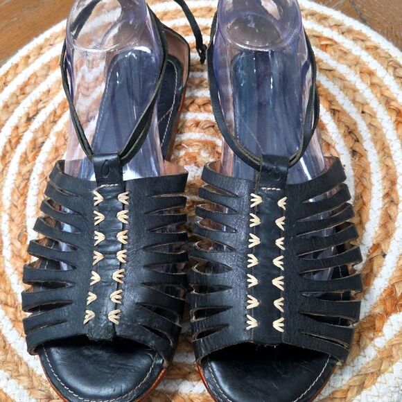 Olukai Hikina Black Leather Sandals size women’s 10 - Picture 4 of 9